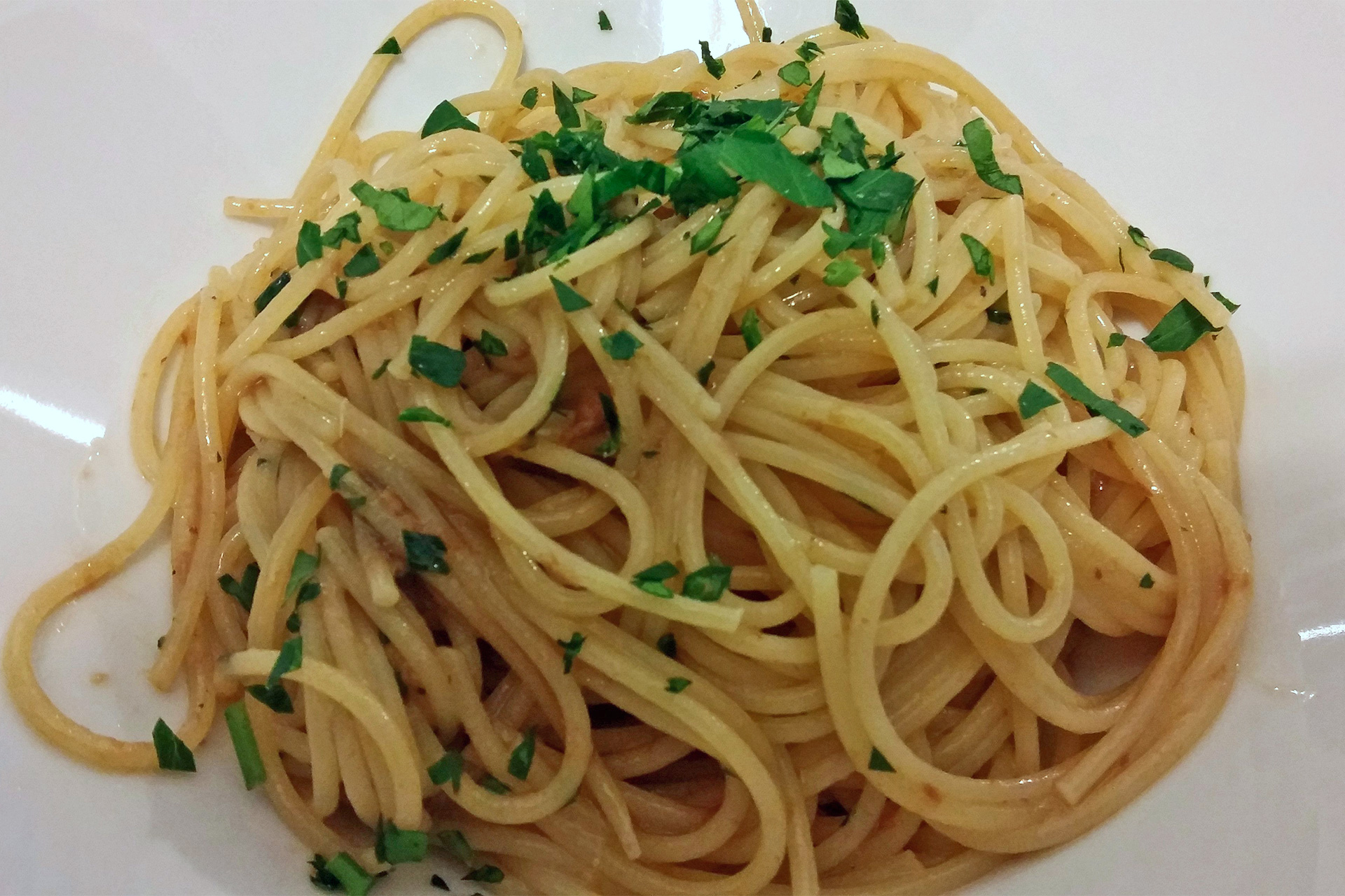 Spaghetti with Anchovy sauce Perla nel blu AUTOMATIC